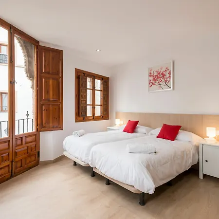Puerta Nueva Apartment Granada