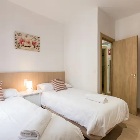 Puerta Nueva Apartment Granada